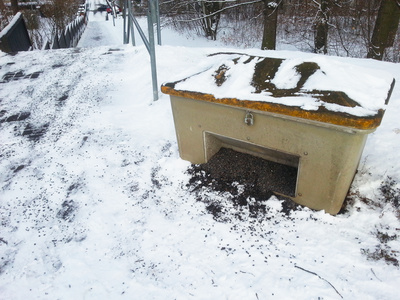 Kalksteinsplitt von Otterbein zum Streuen im Winter